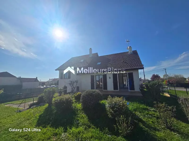 Maison, 166 m²