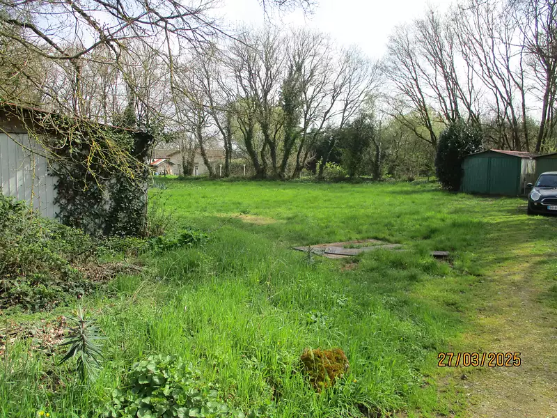 Terrain, 1 330 m²