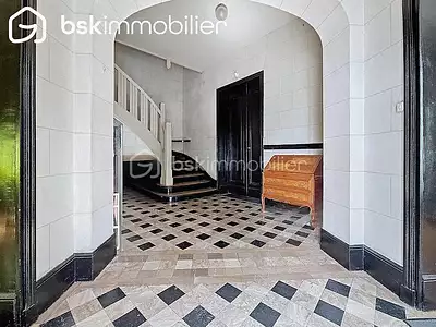 Maison, 305 m²