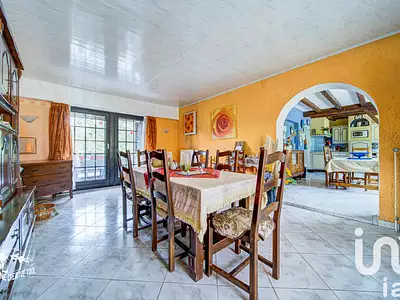 Maison, 203 m²