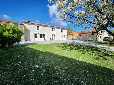 Maison, 180 m²