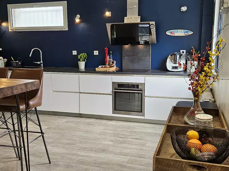 Maison, 198 m²