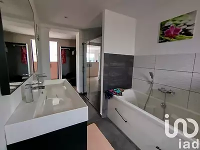 Maison, 105 m²