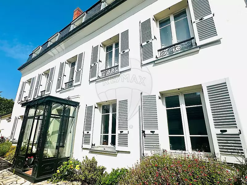 Maison, 203 m²