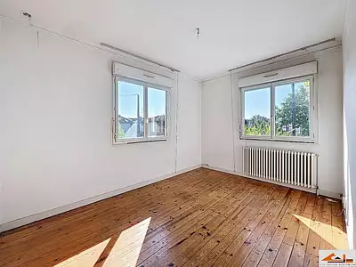 Immeuble, 150 m²