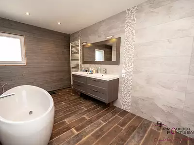 Maison, 226 m²