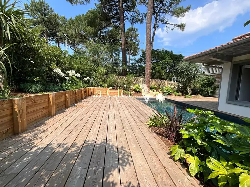 Maison, 174 m²