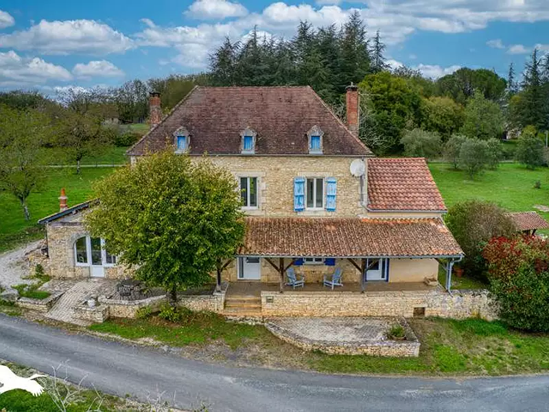 Maison, 230 m²