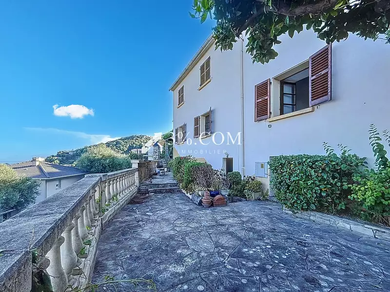 Maison, 165 m²