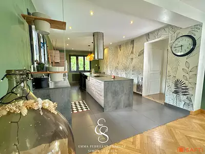 Maison, 201 m²