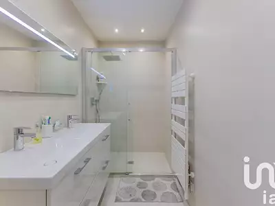 Maison, 267 m²