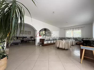 Maison, 187 m²