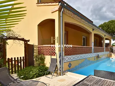 Maison, 138,6 m²