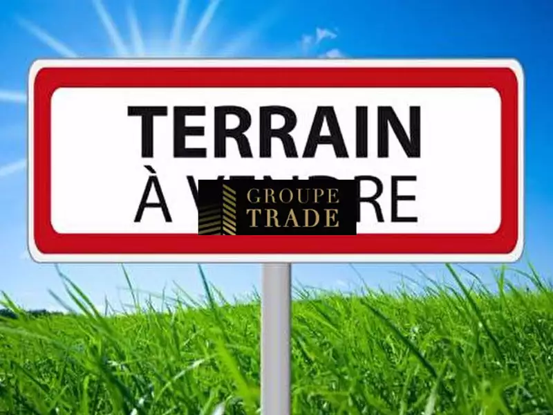 Terrain, 348 m²