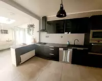 Maison, 218 m²