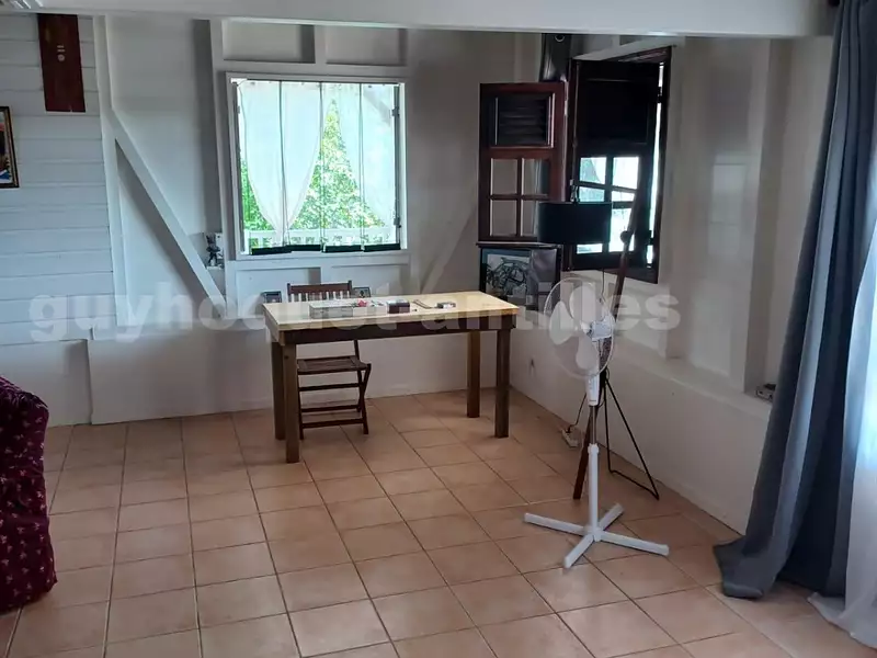 Maison, 169 m²