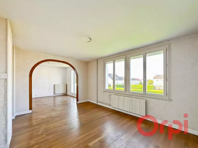 Maison, 99 m²