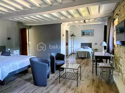 Maison, 299 m²