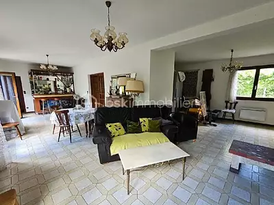 Maison, 147 m²