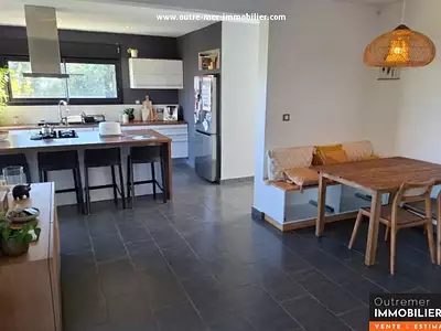 Maison, 142 m²