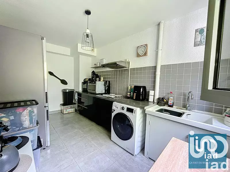 Immeuble, 621 m²