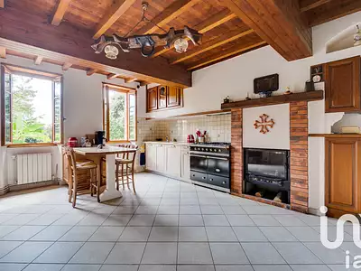 Maison, 215 m²