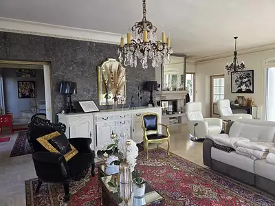 Maison, 250 m²