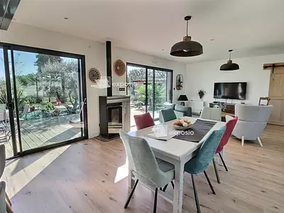 Maison, 128,4 m²