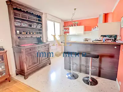 Maison, 166 m²