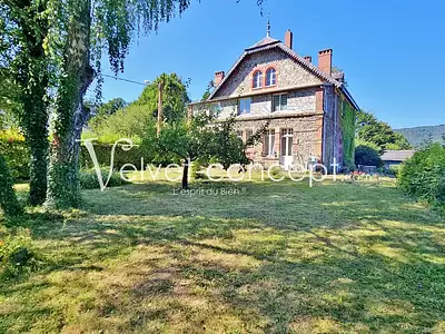 Maison, 250 m²