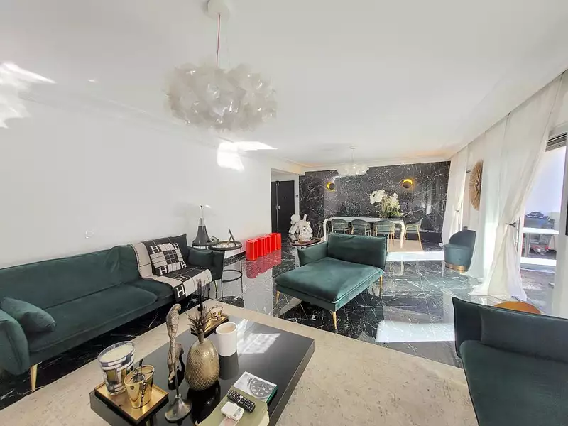 Appartement, 166 m²