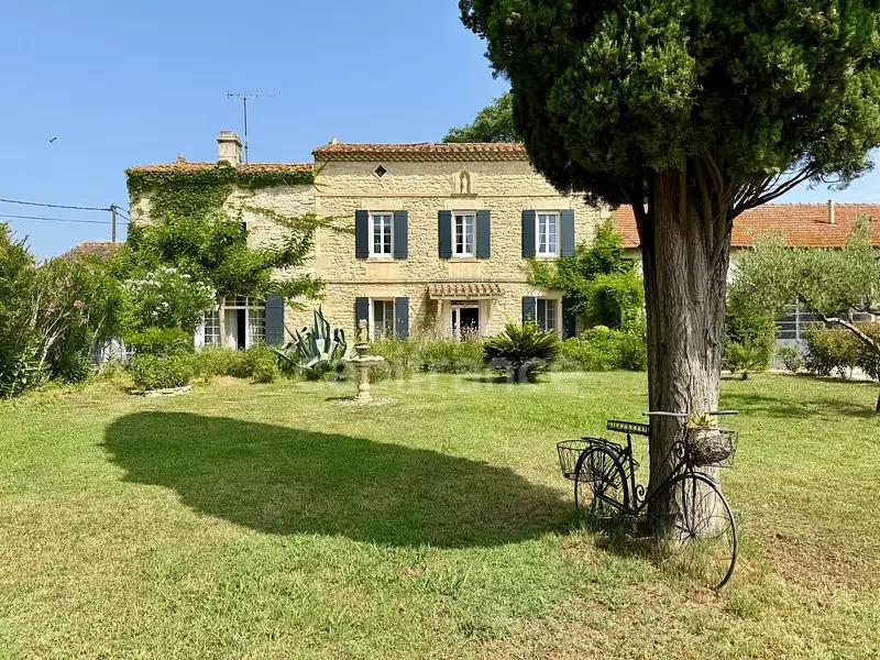 Maison, 329 m²