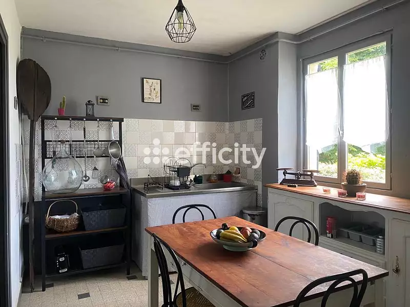Maison, 217 m²