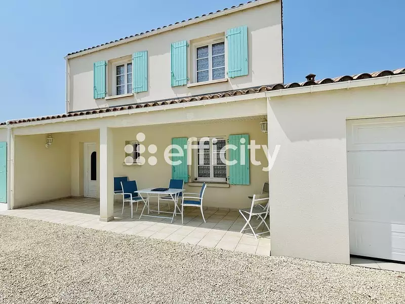 Maison, 156 m²