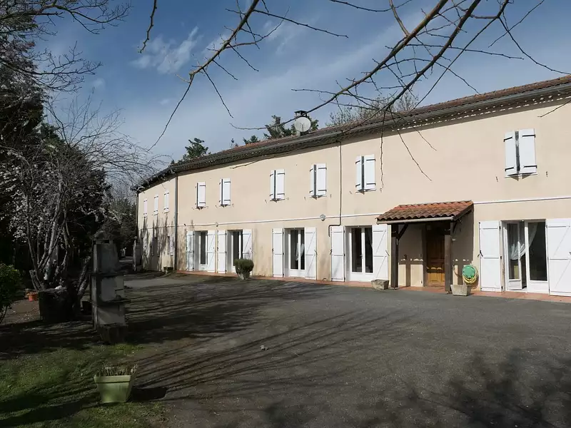 Maison, 360 m²