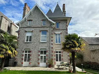 Maison, 252 m²