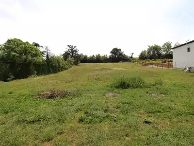 Terrain, 2 360 m²