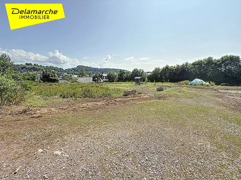 Terrain, 900 m²