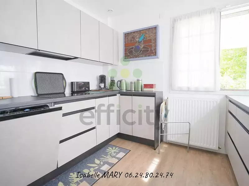 Maison, 179 m²
