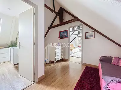 Maison, 235 m²