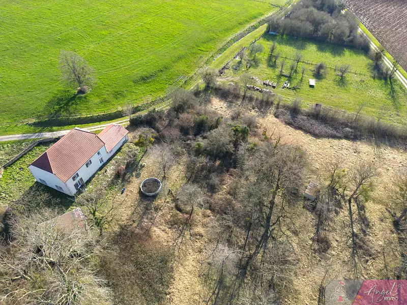 Maison, 250 m²