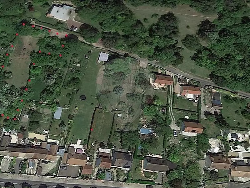 Terrain, 2 318 m²