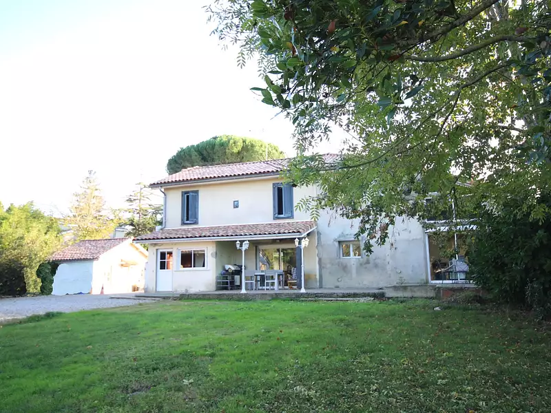 Maison, 160 m²