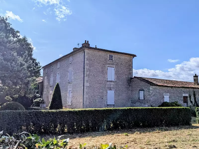 Maison, 180 m²