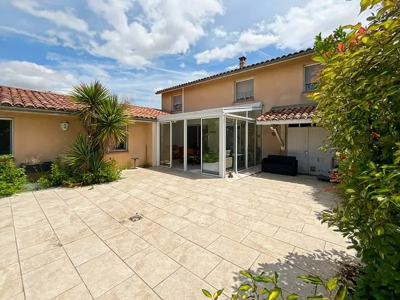 Maison, 205 m²