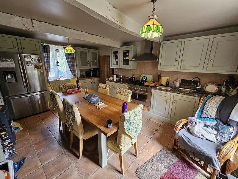 Maison, 166 m²