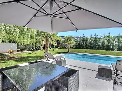 Maison, 169 m²