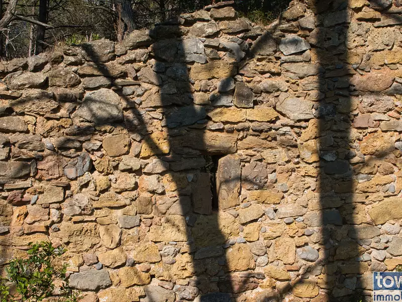 Terrain, 42 302 m²