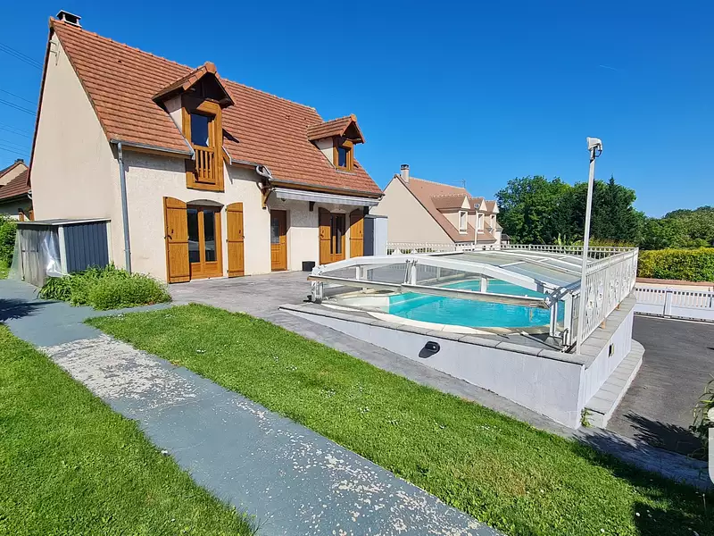 Maison, 155 m²