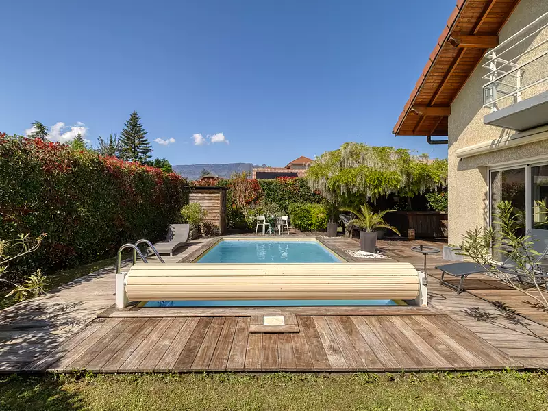 Maison, 166 m²